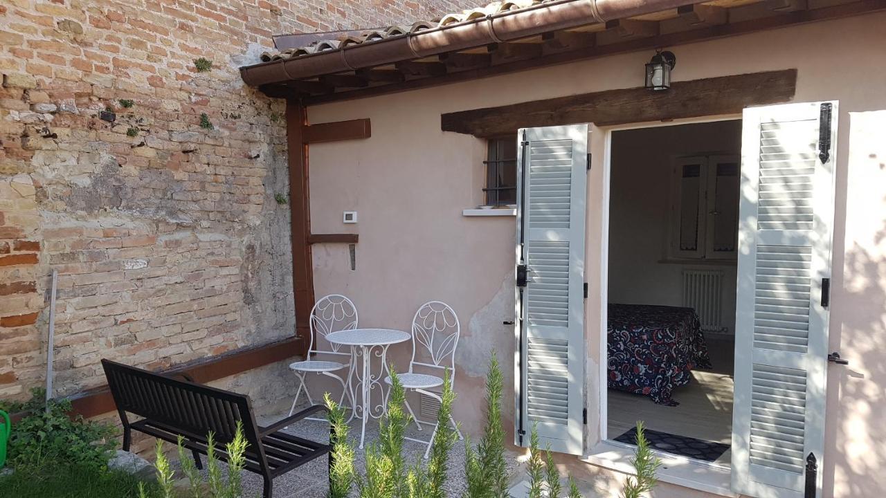 Casa La Piazzetta Rinascimentale Villa Urbino Exterior photo