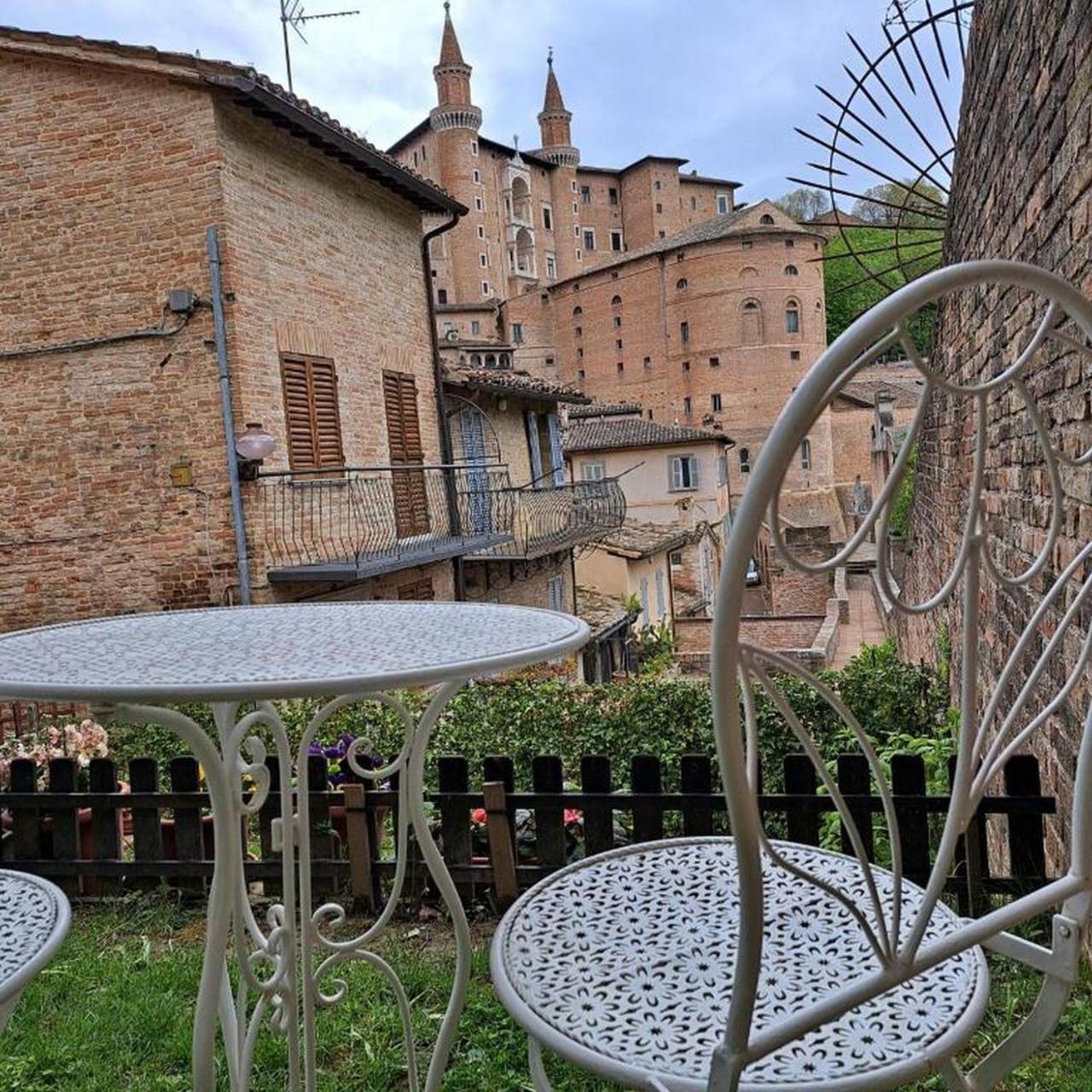 Casa La Piazzetta Rinascimentale Villa Urbino Exterior photo